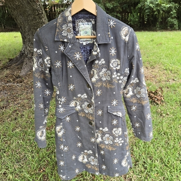 Paparazzi by Biz Floral Embroidered Trench Coat - Picture 1 of 11